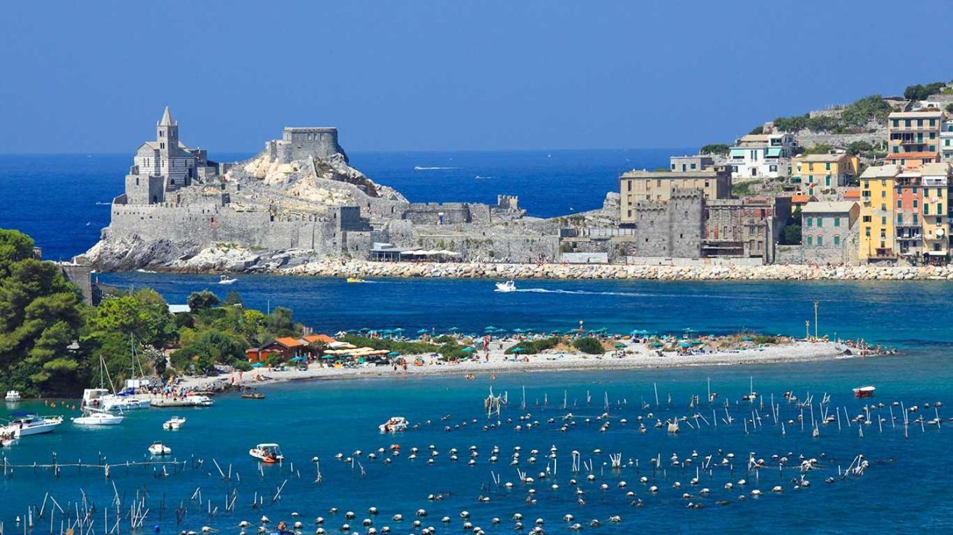 Moderno Appartamento Vista Mare, Con Parcheggio Privato Портовенере Екстериор снимка